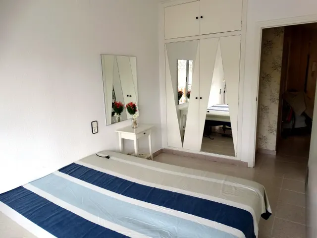 Piso de 1 dormitorio en Amposta, con ascensor y balcón — 15