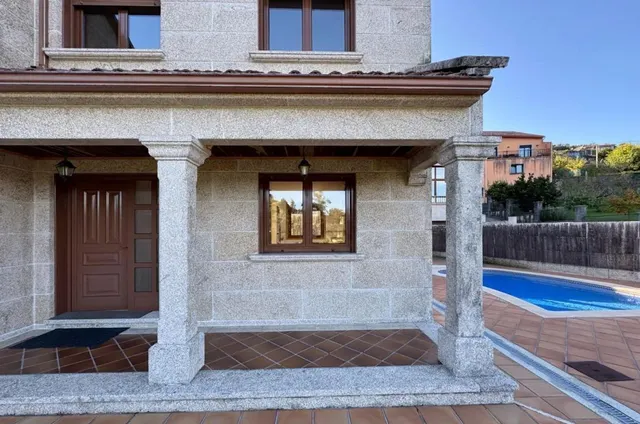 CASA DE PIEDRA CON PISCINA PRIVADA EN CAMPO LAMEIRO (PONTEVE - foto 4