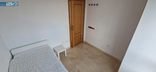Amplio y Luminoso Piso a un Paso de Miriam Blasco — 22