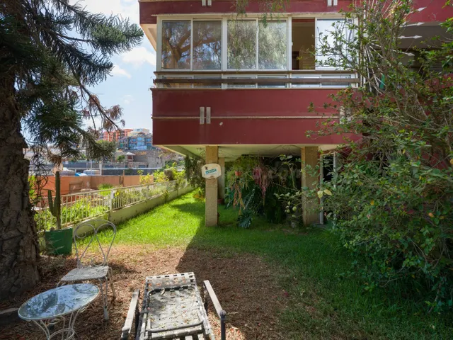 Chalet independiente junto a Paseo de Chil, con jardín, ascensor y vistas a la bahía — 4