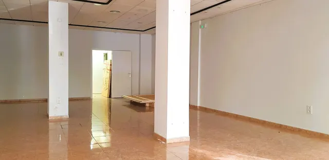 Local comercial 145m² en venta - Marbella — 8