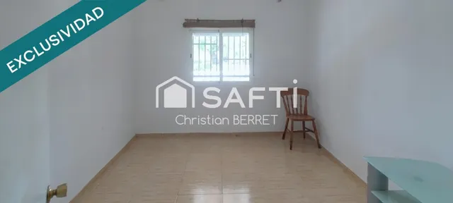 Chalet independiente con piscina y gran parcela. — 21