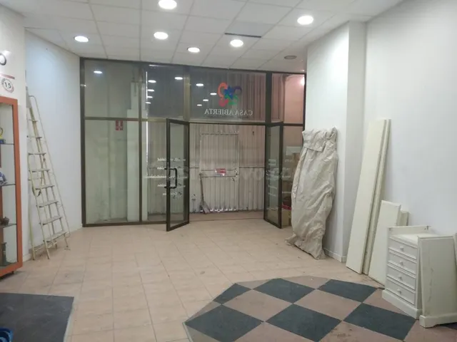 Local comercial 420m² en venta - Villaverde - foto 2