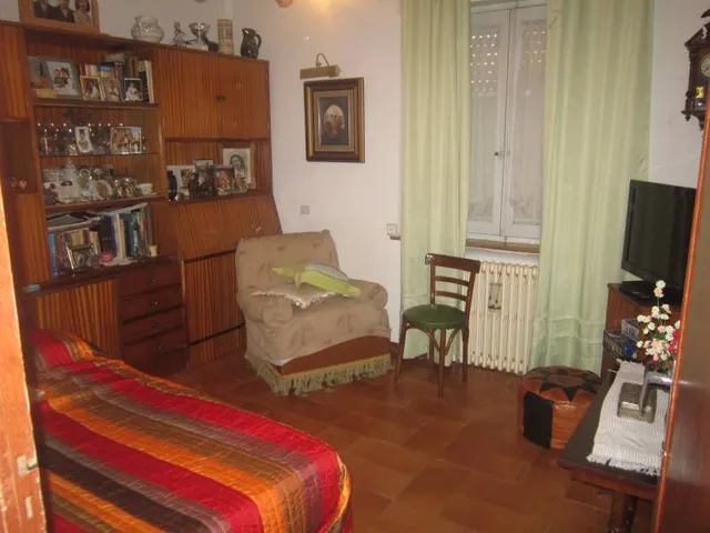 SE VENDE CASA EN EL CENTRO DE VALENCIA DE DON JUAN — 8