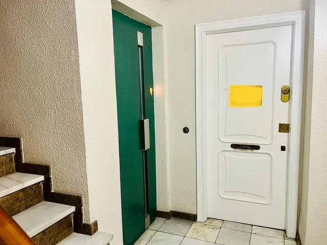 ENTRESUELO COMERCIAL EN REINA VICTORIA — 14
