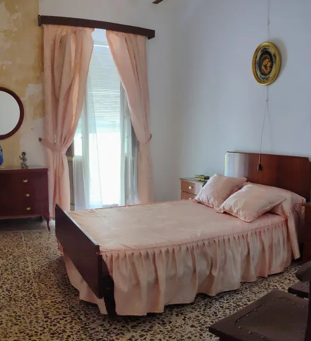 VENTA DE CASA EN PURCHENA  ( ALMERÍA ) CON GRAN ESTILO E HISTORIA DE 4 habitaciones. — 18