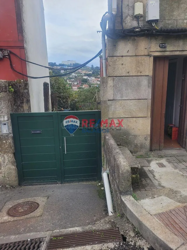 Piso en venta en Avenida de Ramón Nieto, Lavadores, Vigo - foto 2