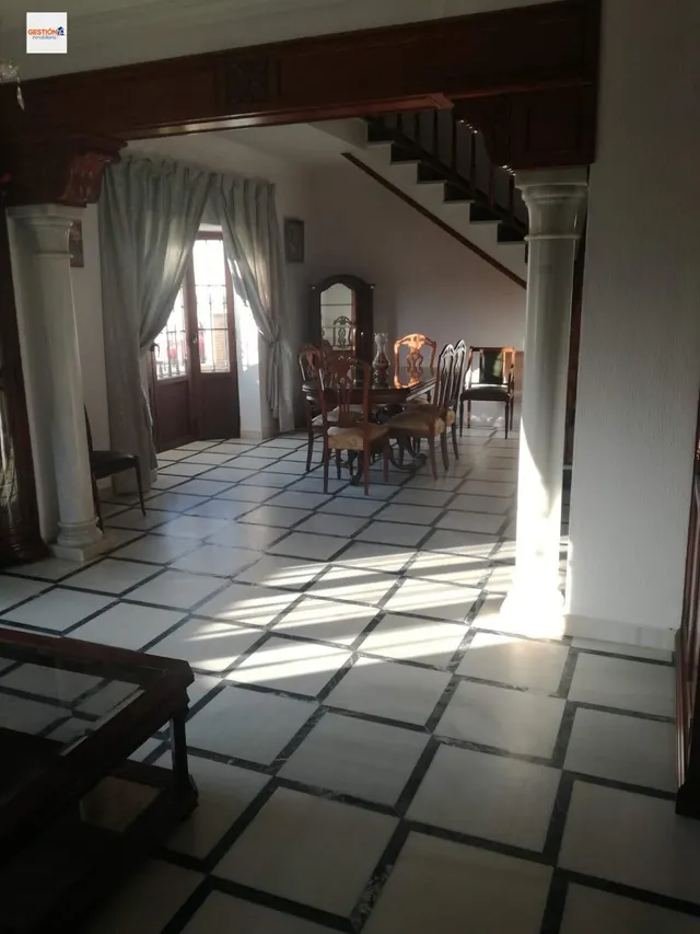 Casa independiente en parcela de 975 m2 con piscina — 16