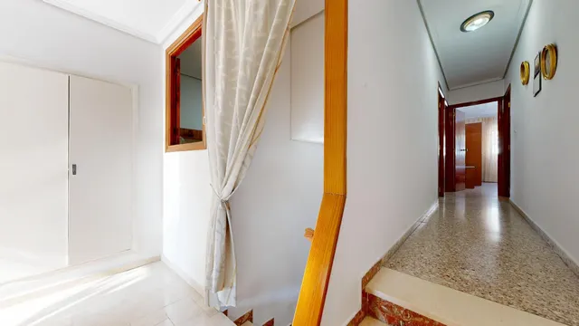 PRECIOSA Y ESPECTACULAR  CASA EN CHIVA  . OJO INVERSORES!!! — 48