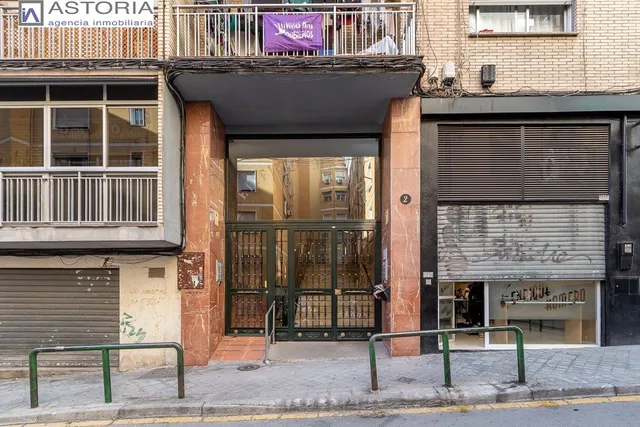 Totalmente reformado con gran terraza en Plaza de Toros — 23