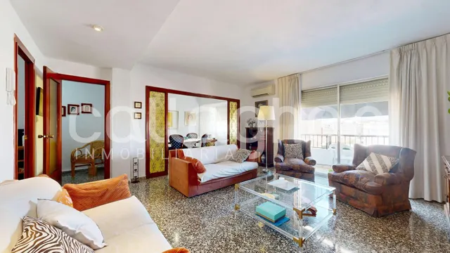 Estupenda Vivienda en Benimámet de tres habitaciones