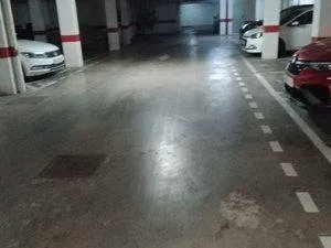 Zona Sur Bermejales, junto FREMAP. Excelente GARAJE se vende - foto 5