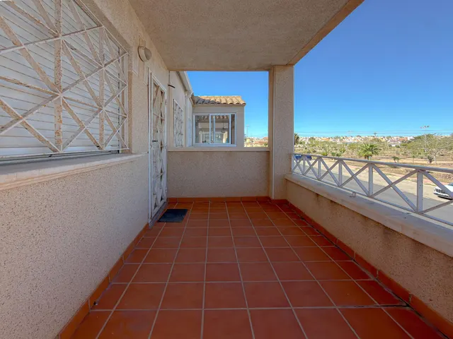 Playa Flamenca! Encantador Bungalow con gran terraza y vistas despejadas + Solarium privado con vistas al mar + Piscina comunitaria + Parking comunitario — 5