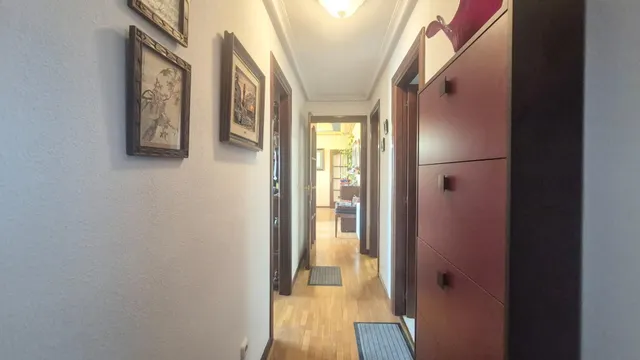PISO VENTA SALAMANCA. Urbis te ofrece un piso en venta en la zona de Capuchinos-Glorieta-Ciudad Jardín, Salamanca. — 28