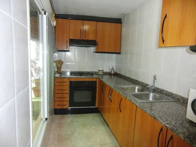 CASA DE PUEBLO MUY BIEN UBICADA — 6