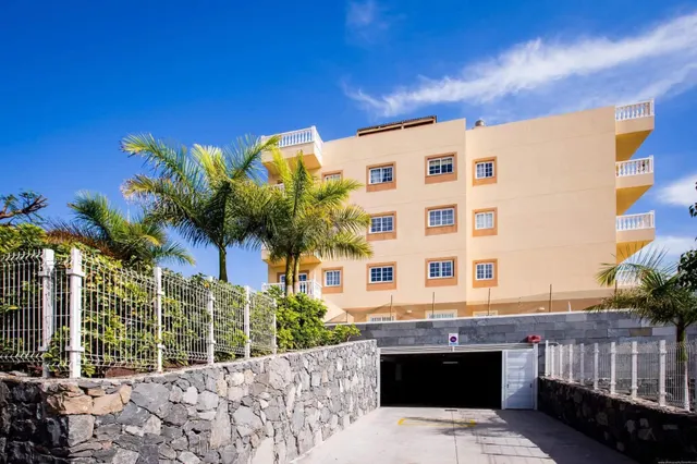 EXCLUSIVO APARTAMENTO DE 2 DORMITORIOS EN VENTA JUNTO AL MAR — 18