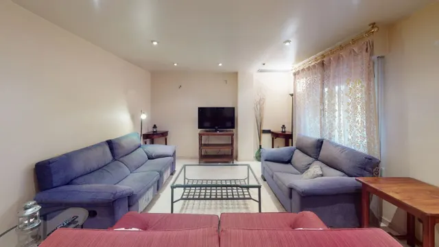 Piso 5 habitaciones 207m² en alquiler - Estación — 20
