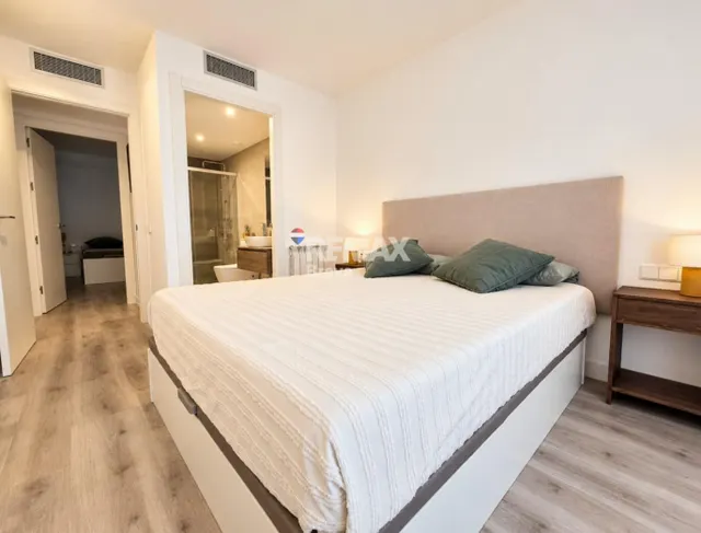 GIA46AC - Girona centro | Piso moderno en el centro de Girona con balcón, parking y trastero — 24