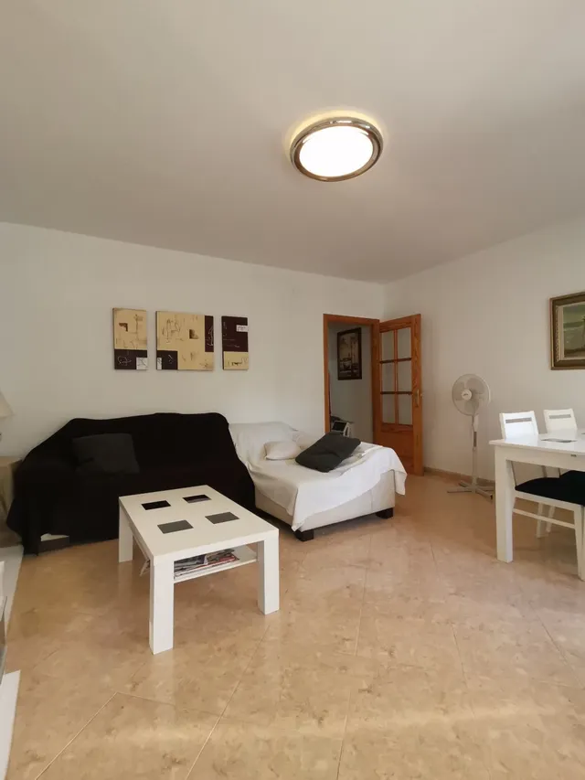 SE VENDE CASA EN PLENO CENTRO DE LOS VILLARES — 9