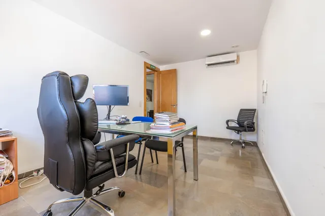 Edificio de 3 plantas destinado a oficinas junto a Centro Comercial Serrallo — 50