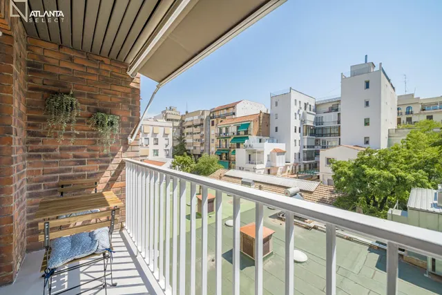 IMPRESIONANTE VIVIENDA TOTALMENTE REFORMADA EN LA CALLE NÚÑEZ DE BALBOA — 6