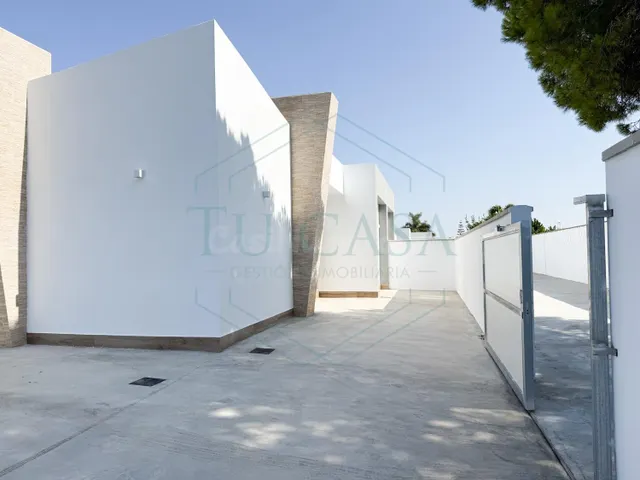 Vivienda de diseño en alquiler de larga duración cerca de La Barrosa — 26