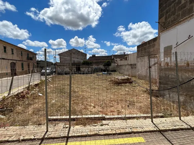 Solar Urbano en Pina con Proyecto y Licencia - foto 4