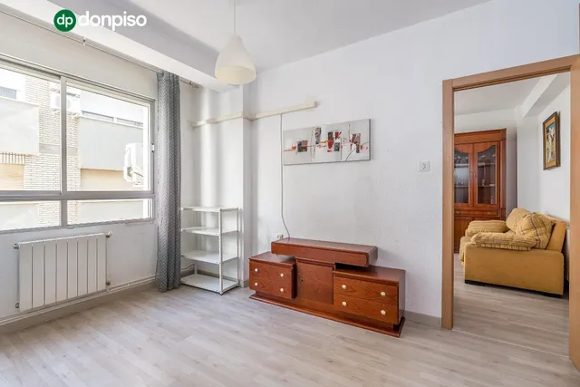 PISO JUNTO CAMINO DE RONDA — 16