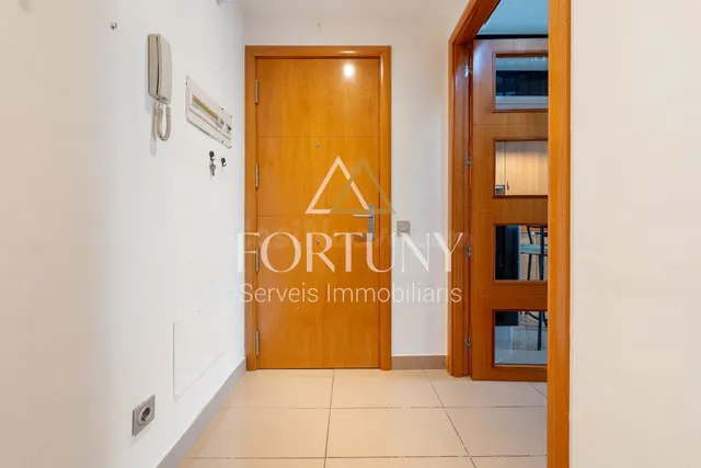 Ático en venta en avenida Salou, Reus. - foto 2