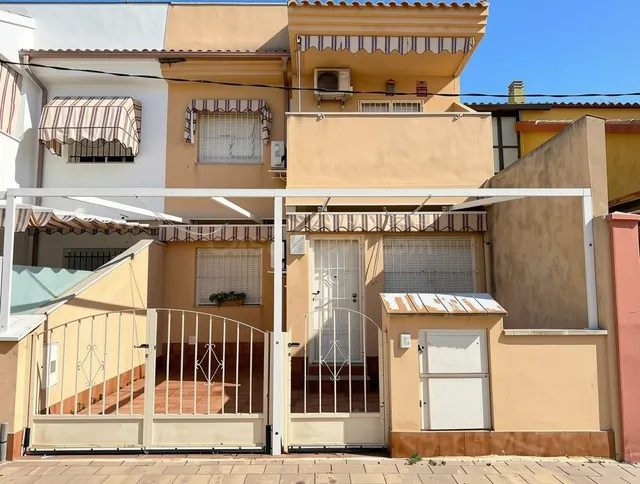 Encantadora Casa Dúplex en Lo Pagan - La Puntica por solo €1