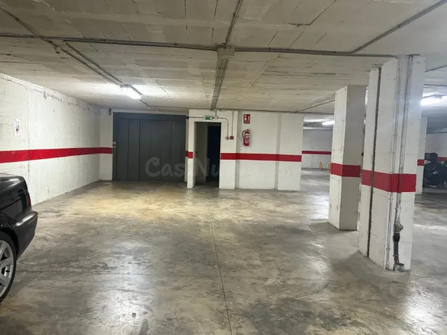 Plaza de parking - foto 3