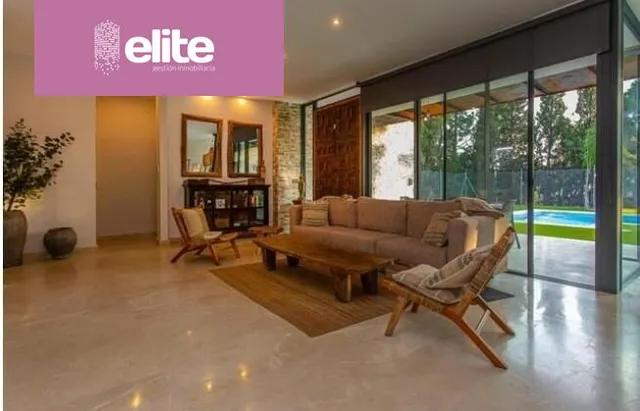 ESPECTACULAR CHALET CON PISCINA EN EL PUERTO DE SANTA MARIA — 15