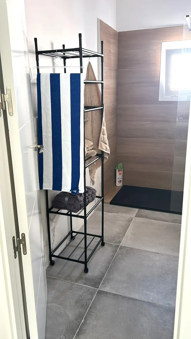 Casa en venta en Cantillana con terraza, patio y amplia suite con vestidor — 16