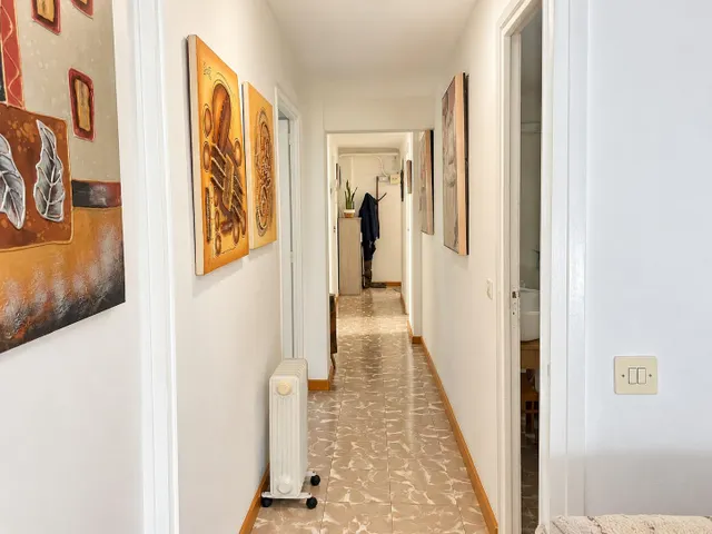 Ático céntrico de 77 m2 con 3 habitaciones y balcón — 6
