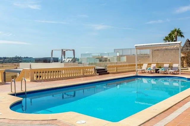 Moderno Chalet en venta en Muro con magníficas vistas - foto 4