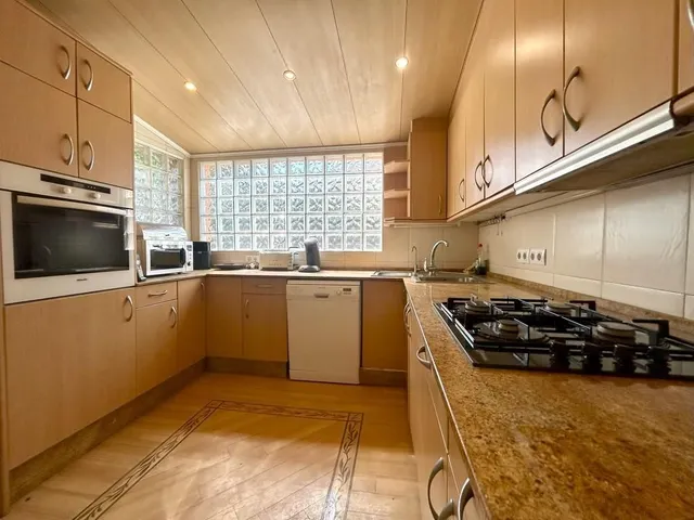 Villa 3 habitaciones 141m² en venta - Costa blanca — 28