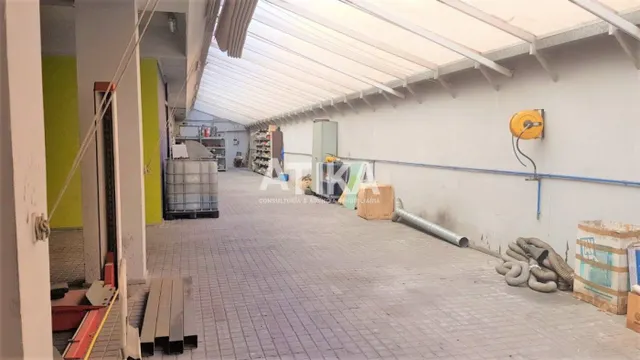 EXCELENTE LOCAL EN VENTA — 8