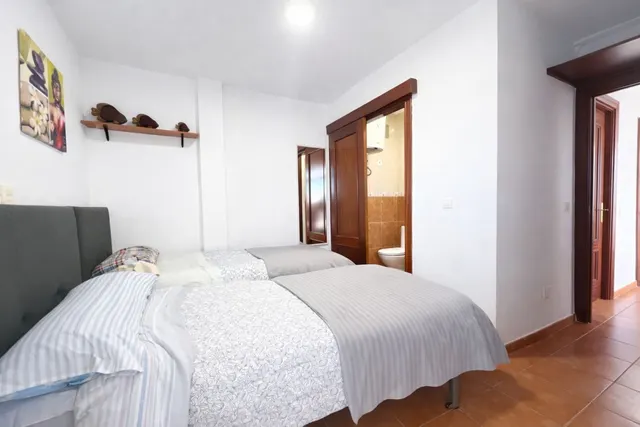Apartamento 2 habitaciones 83m² en venta - Centro — 18