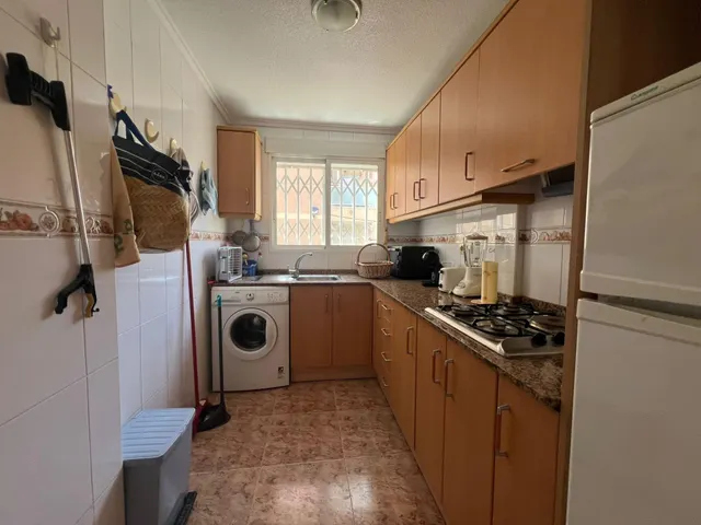 APARTAMENTO DE 2 habitaciones, TODO EXTERIOR, RODEADO DE TODOS LOS SERVICIOS — 14