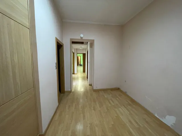 LOCAL DE 240 M2 ACONDICIONADO COMO OFICINA — 7
