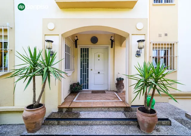 ¡Tu Oasis Privado de Lujo en Cortijo del Aire: Piscina, Espacio y Exclusividad en Albolote! — 6