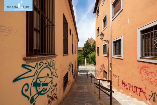Impresionante proyecto, enclavado en una de las zonas mas exclusivas de Granada. — 10