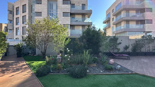 Piso en via hispanidad 131 — 48