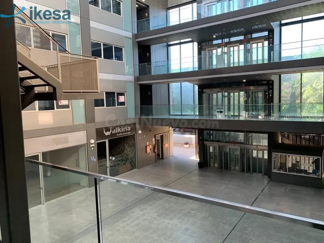 Venta de Local en Edificio TIGESA - Sevilla - foto 2