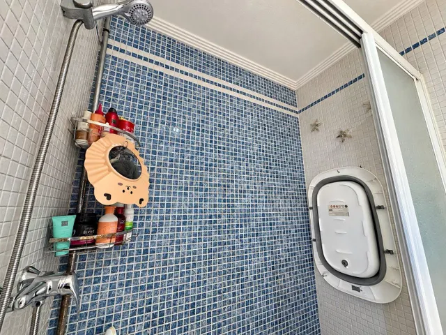 Amplio adosado de 4 dormitorios con solárium, garaje/sótano y piscina comunitaria — 32