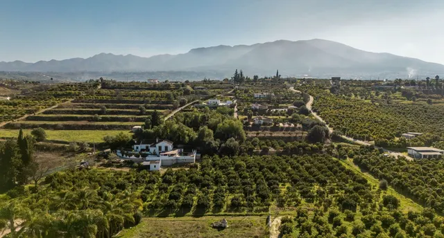 Finca rústica 4 habitaciones 316m² en venta - Costa del Sol — 3