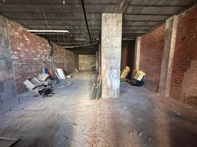 Oportunidad de local comercial para hacer a su gusto — 5
