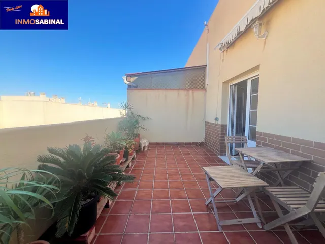 Ático de gran terraza en Roquetas de Mar — 9