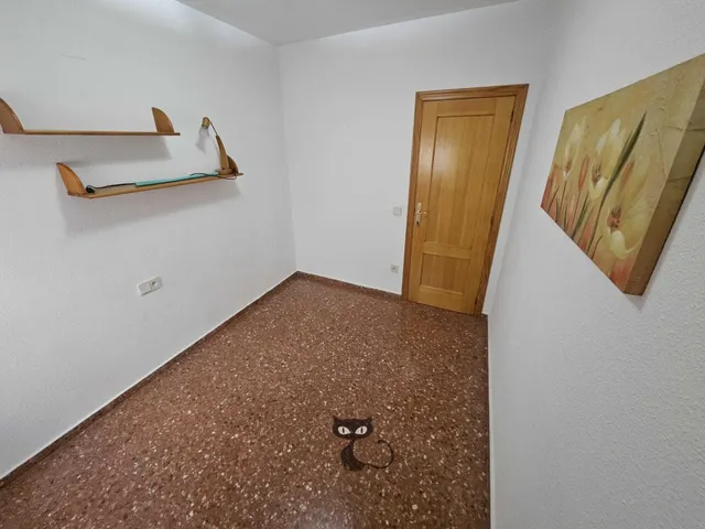 Piso Amplio con Balcón, Trastero, Plaza de Garaje y Ascensor en Massanassa!!! — 30