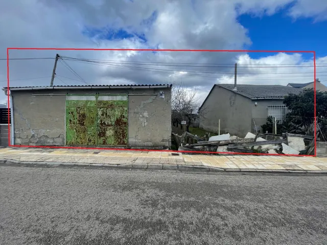 SE VENDE SOLAR EN CACABELOS — 2